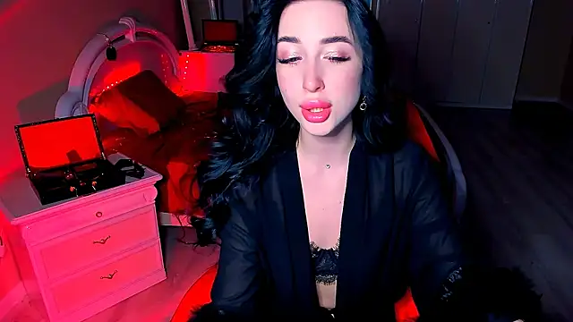 lovely desire online show from 12.12.24