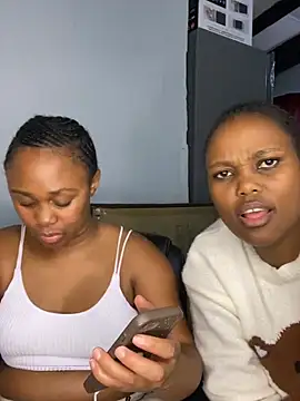 Pearl 00 online show from 03.21.26