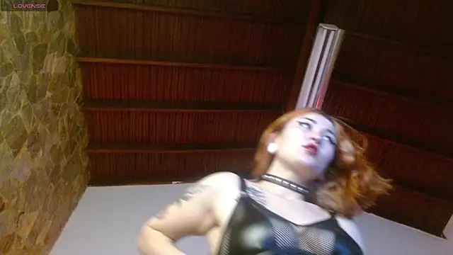 Snapshot of madame_ibby chatting on 10.03.25 madame ibby online show from 10.03.25