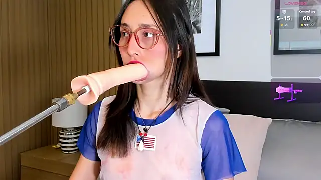 doll bella  online show from 01.15.26