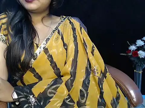 Snapshot of Wish_Queen chatting on 02.22.25 Wish Queen online show from 02.22.25