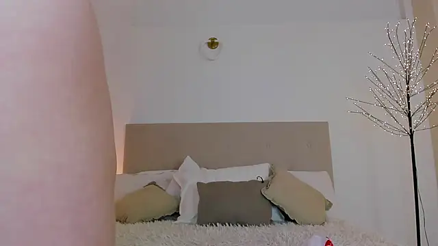 L1ittle kitty  online show from 02.05.25