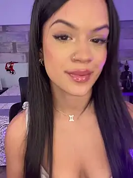 Alisha-Bond online show from 12.03.24