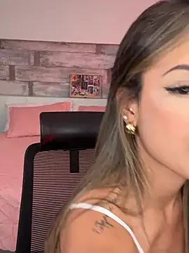 Alisha-Bond online show from 01.11.25