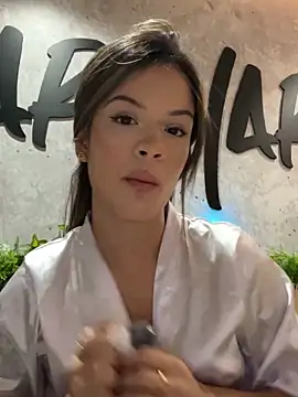 Alisha-Bond online show from 03.03.25