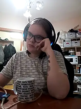 DivaMarisa online show from 03.21.25