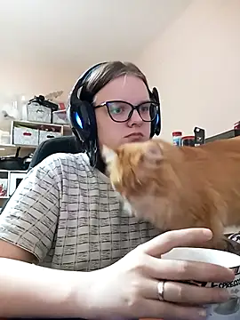 DivaMarisa online show from 03.22.25