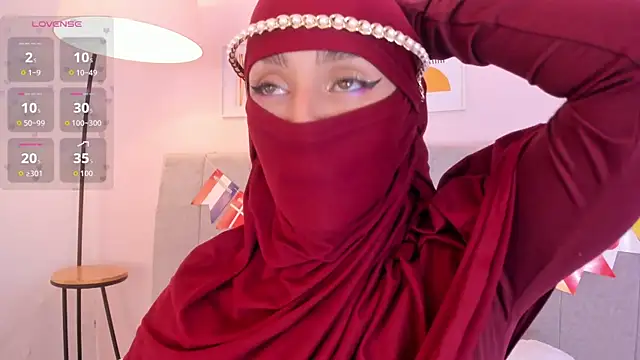 Snapshot of rawiya chatting on 07.06.26 rawiya online show from 07.06.26