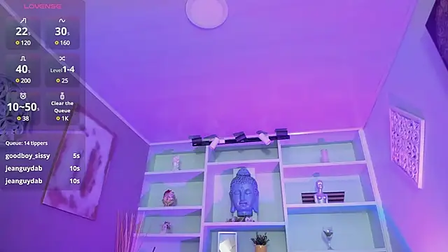 Snapshot of Lucy_Williiams chatting on 03.12.25 Lucy Williiams online show from 03.12.25