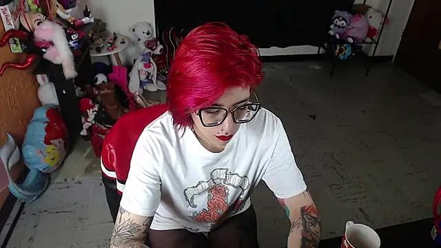 MissMiia2 online show from 02.10.25