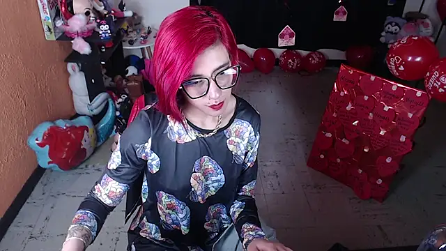 MissMiia2 online show from 02.21.25