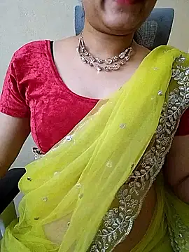 Snapshot of Indianhyna chatting on 09.11.25 Indianhyna online show from 09.11.25