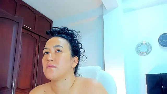 kathyajhonss online show from 04.20.26