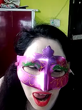 Snapshot of Raja_Ranii chatting on 12.08.24 Raja Ranii online show from 12.08.24