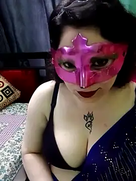 Snapshot of Raja_Ranii chatting on 03.05.25 Raja Ranii online show from 03.05.25