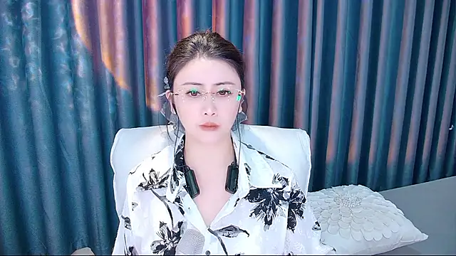 Daisy7 11 online show from 11.08.25