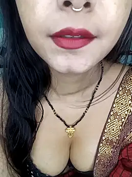 Snapshot of Diamond_queeen chatting on 03.02.25 Diamond queeen online show from 03.02.25