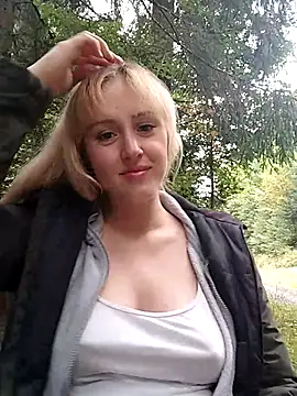 SherryOutdoor1 online show from 10.09.25