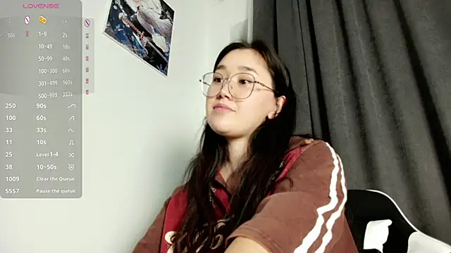 Snapshot of Jennatyan chatting on 02.22.25 Jennatyan online show from 02.22.25