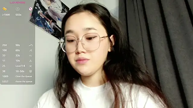 Snapshot of Jennatyan chatting on 02.27.25 Jennatyan online show from 02.27.25