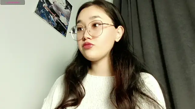 Snapshot of Jennatyan chatting on 03.11.25 Jennatyan online show from 03.11.25