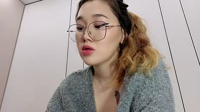 Jennatyan online show from 01.06.26