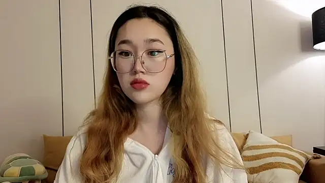 Jennatyan online show from 04.20.26