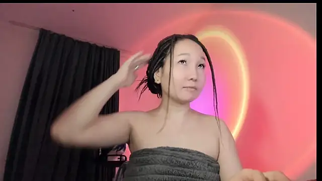 Snapshot of himeros_goddess chatting on 01.26.25 himeros goddess online show from 01.26.25