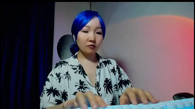 Snapshot of himeros_goddess chatting on 09.28.25 himeros goddess online show from 09.28.25