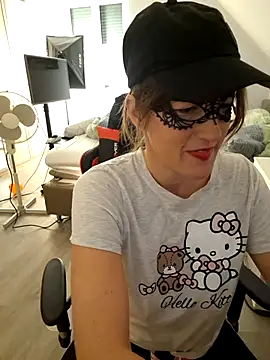 Hexe12346 online show from 11.26.25