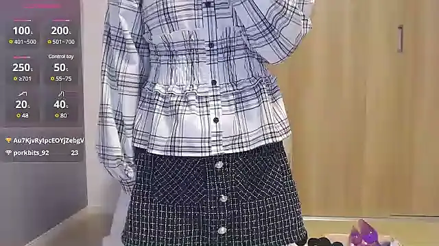 Snapshot of IORio2 chatting on 01.30.25 IORio2 online show from 01.30.25