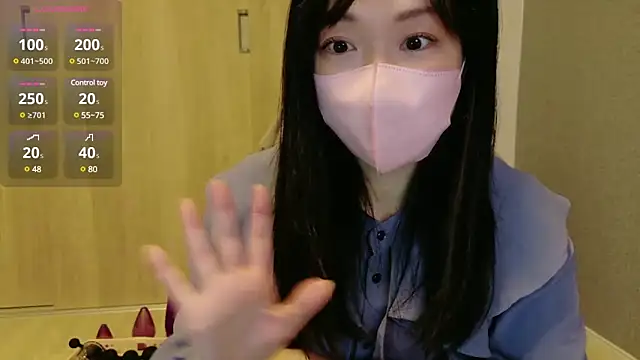 Snapshot of IORio2 chatting on 02.18.25 IORio2 online show from 02.18.25