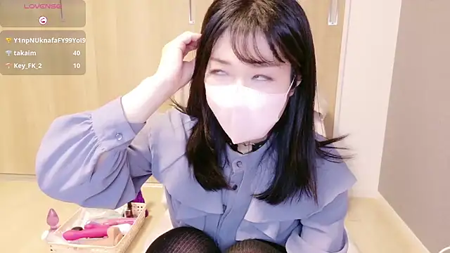 Snapshot of IORio2 chatting on 03.14.25 IORio2 online show from 03.14.25