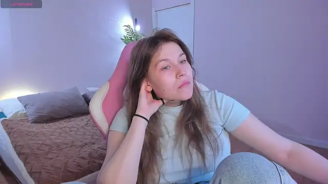 Colleen Blake online show from 11.03.25