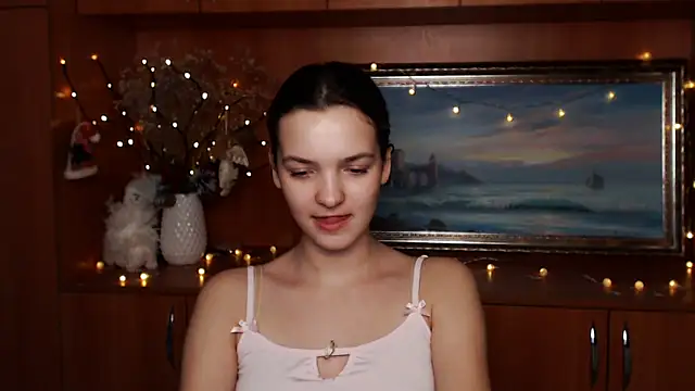  SusieSu  online show from 12.26.24