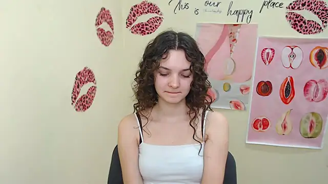  SusieSu  online show from 02.28.25