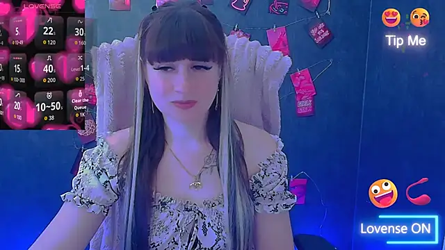 Snapshot of Violla_My chatting on 05.10.26 Violla My online show from 05.10.26