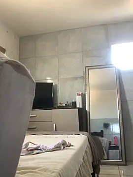 Gabrielleof online show from 11.24.25