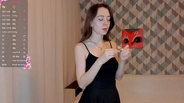 EvaBradley online show from 03.11.25