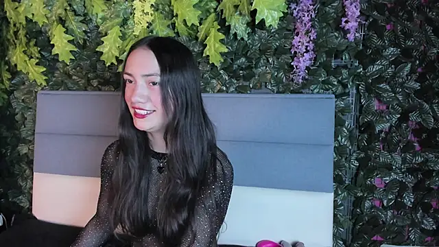 Scarlett  Fox   online show from 03.20.25