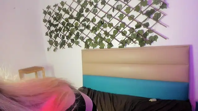 Cloe five online show from 12.23.24