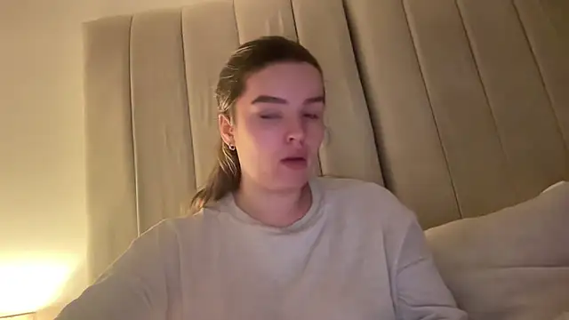 Snapshot of maisiesmithx chatting on 03.25.26 maisiesmithx online show from 03.25.26