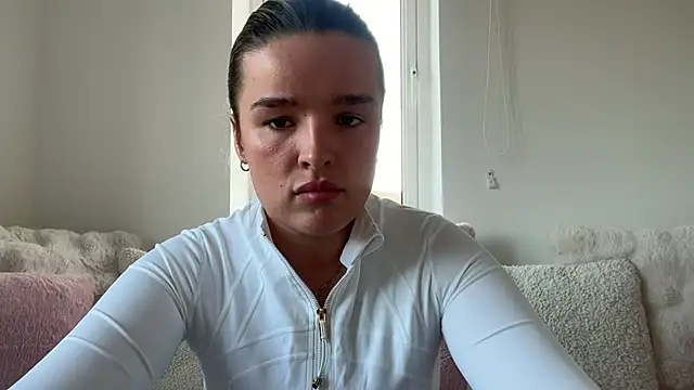 Snapshot of maisiesmithx chatting on 07.02.26 maisiesmithx online show from 07.02.26