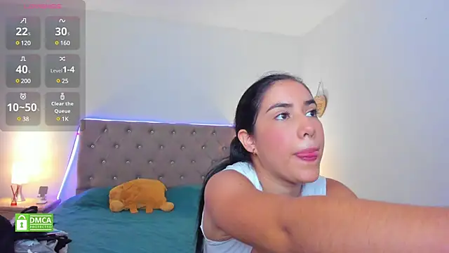 Scarlett 00  online show from 01.30.25