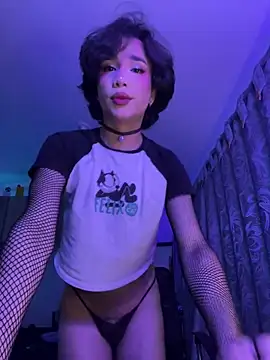 Snapshot of sue___0 chatting on 02.12.25 sue 0 online show from 02.12.25