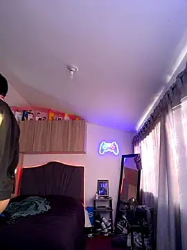 Snapshot of sue___0 chatting on 11.06.25 sue 0 online show from 11.06.25