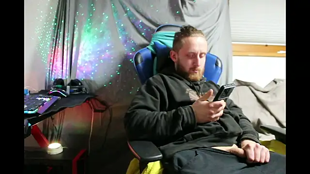 Snapshot of DrownMentallyyy chatting on 01.07.25 DrownMentallyyy online show from 01.07.25