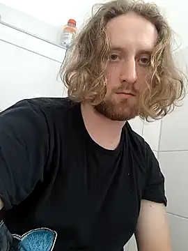 Snapshot of DrownMentallyyy chatting on 02.14.25 DrownMentallyyy online show from 02.14.25