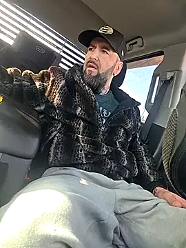 Beardedtattood online show from 04.19.26