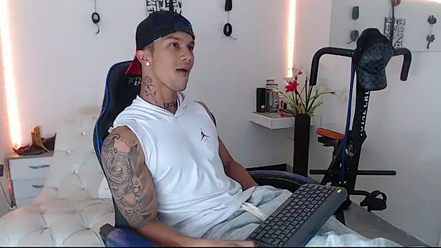 Leonard Price online show from 03.07.25